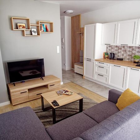 Przytulny Apartament Z Ogrodkiem W Doskonalej Lokalizacji Fair Rentals Wroclaw Dış mekan fotoğraf